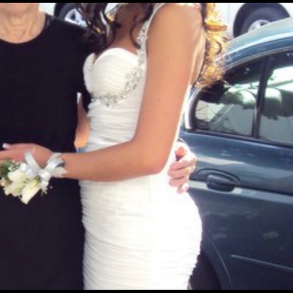 Faviana White Chiffon Kim Kardashian Mermaid Dress - Picture 2 of 5